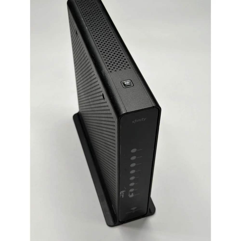 Xfinity Cisco DPC3941 DOCSIS 3 0 Cable Modem WiFi Router Gateway - Picture 1 of 7